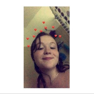 Meet your Posher, Hannah